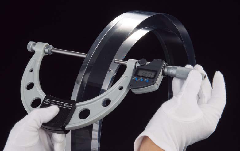 MITUTOYO SERIES 340 OUTSIDE MICROMETER WITH INTERCHANGEABLE ANVILS